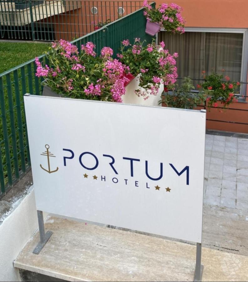 Hotel Portum Giardini Naxos Eksteriør bilde